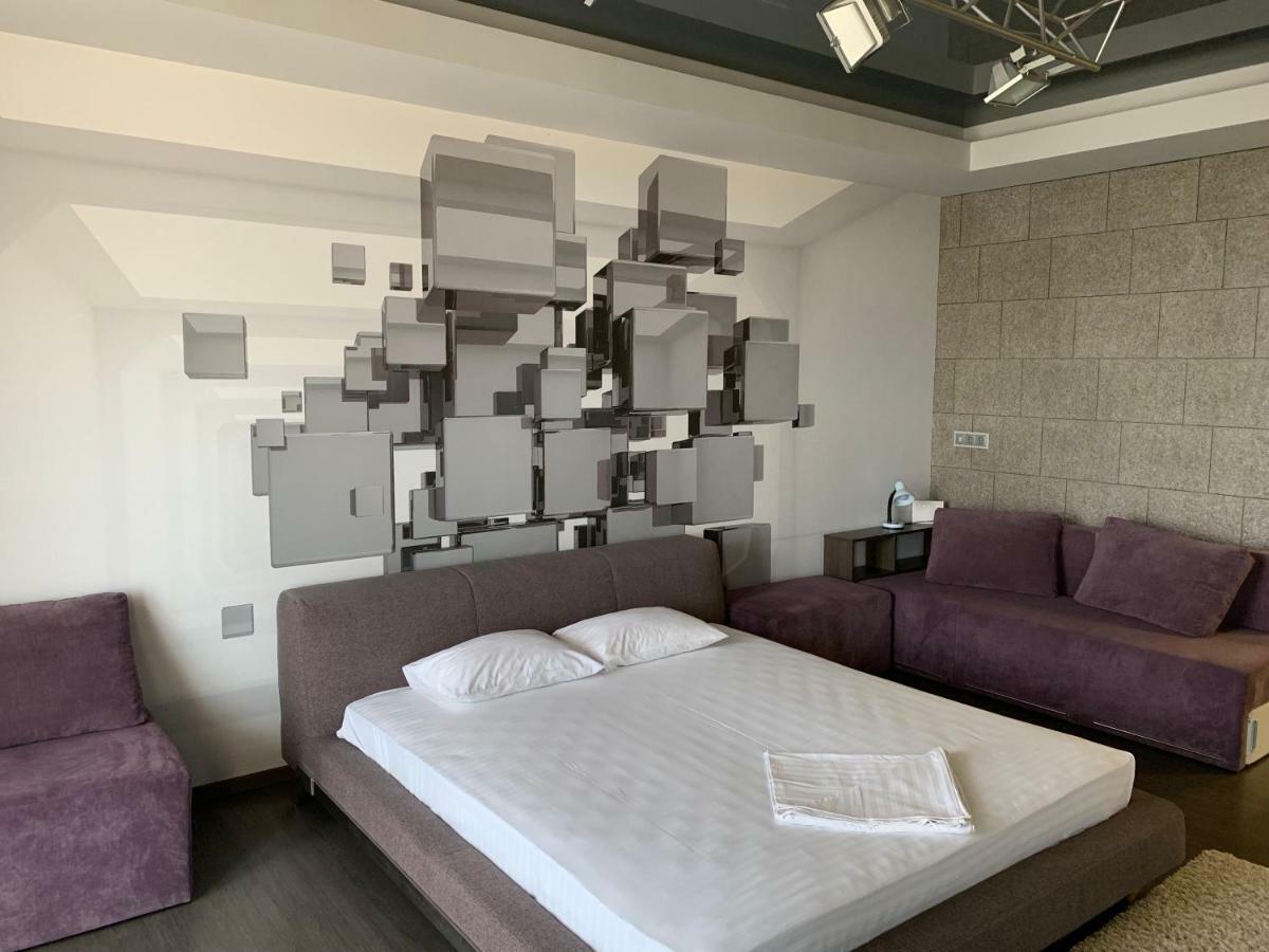 Apartments Raisy Okipnoi Kiev Ngoại thất bức ảnh